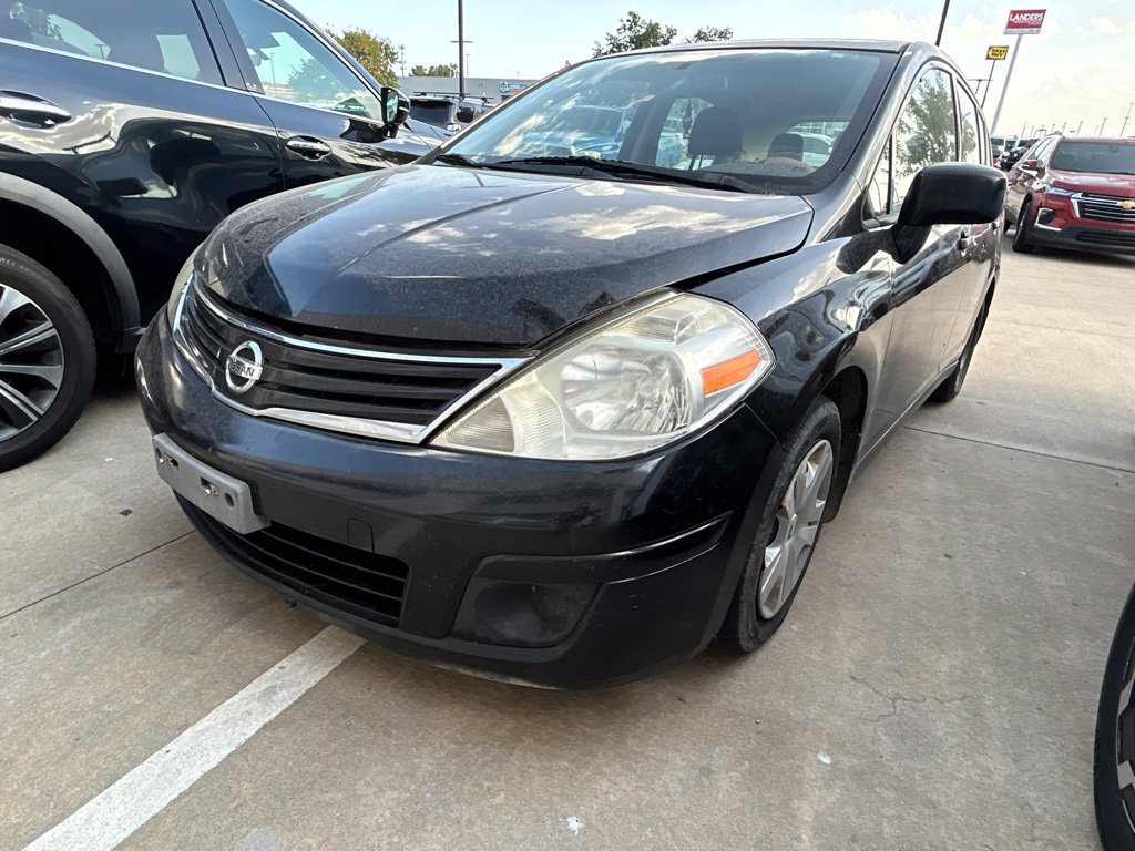 Used 2011 Nissan Versa 1.8 S w/ Plus Pkg