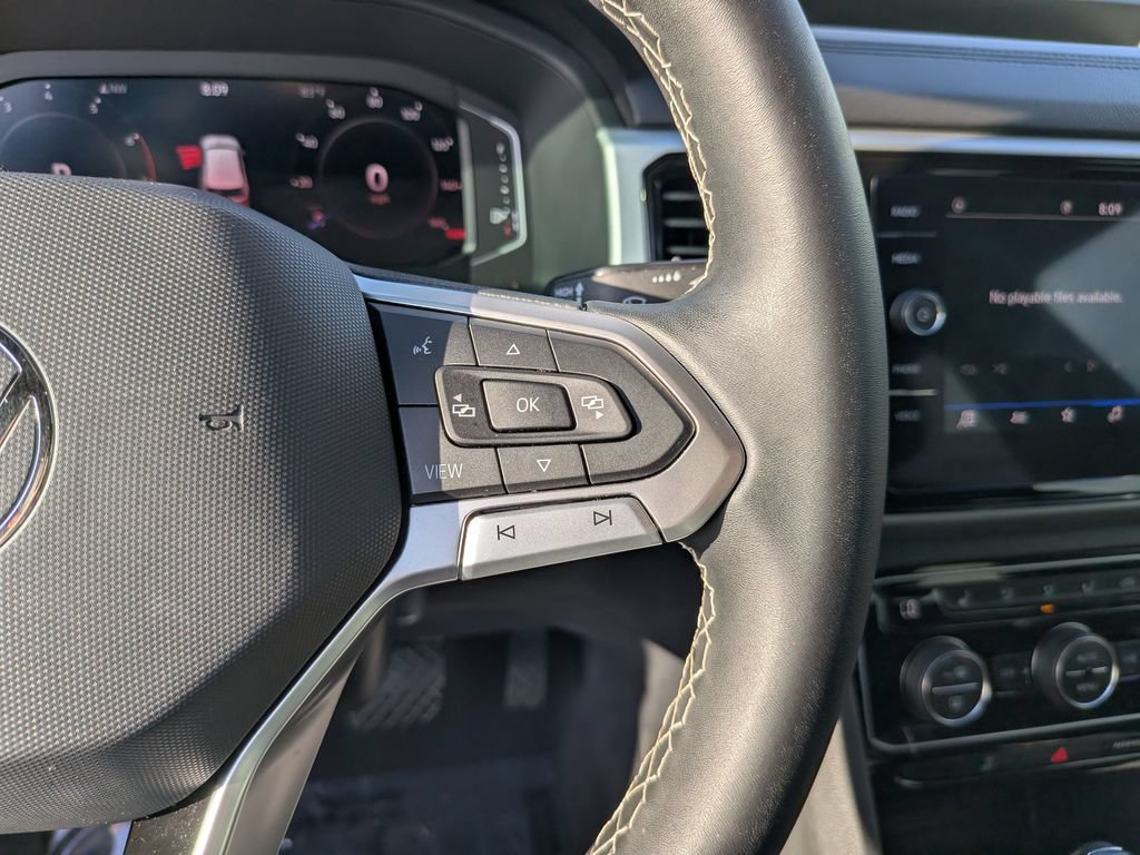 Certified 2023 Volkswagen Atlas Cross Sport SE w/ Panoramic Sunroof Package FWD image 28