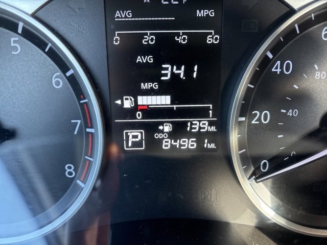 Used 2018 Nissan Kicks S image 39