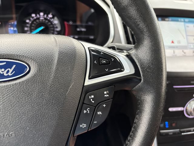 Used 2017 Ford Edge Titanium w/ Equipment Group 301A AWD/4WD image 12