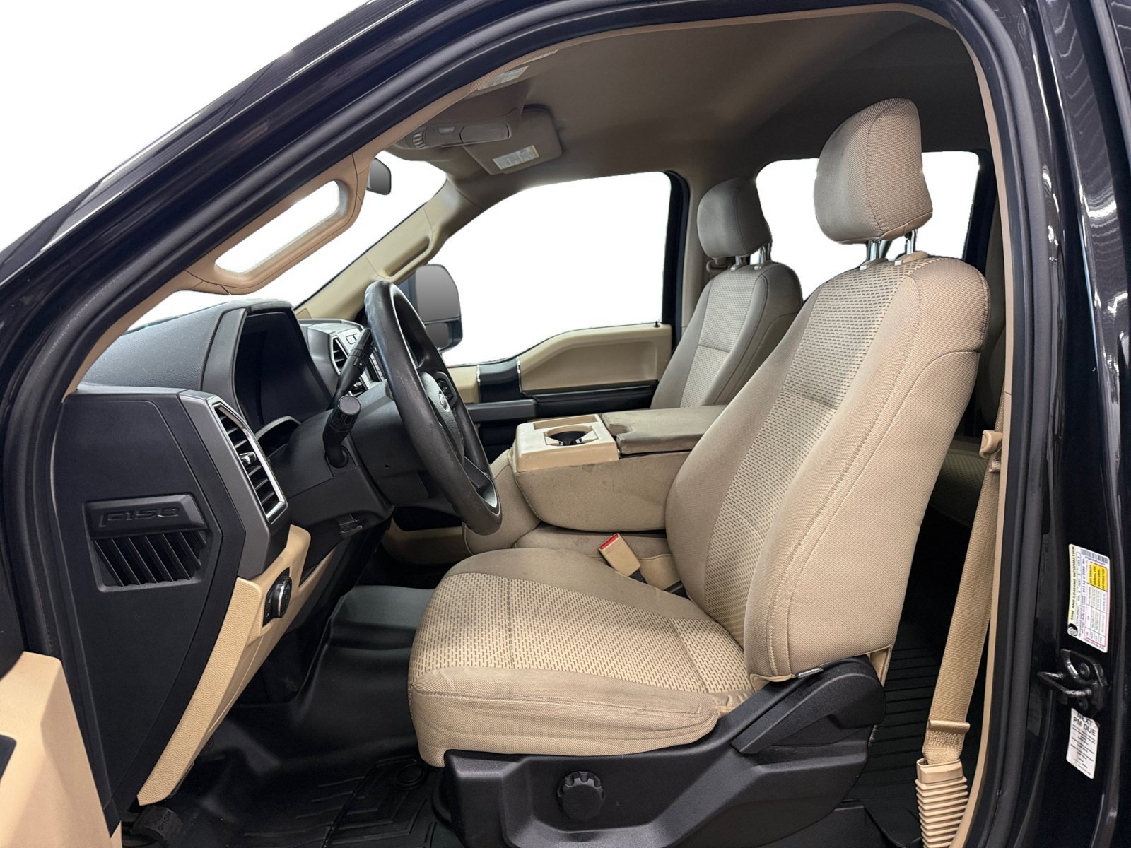 Used 2015 Ford F150 XLT AWD/4WD image 9