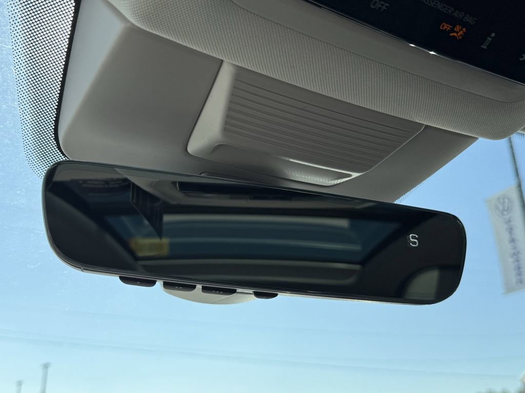 New 2026 Volkswagen Tiguan SE image 22