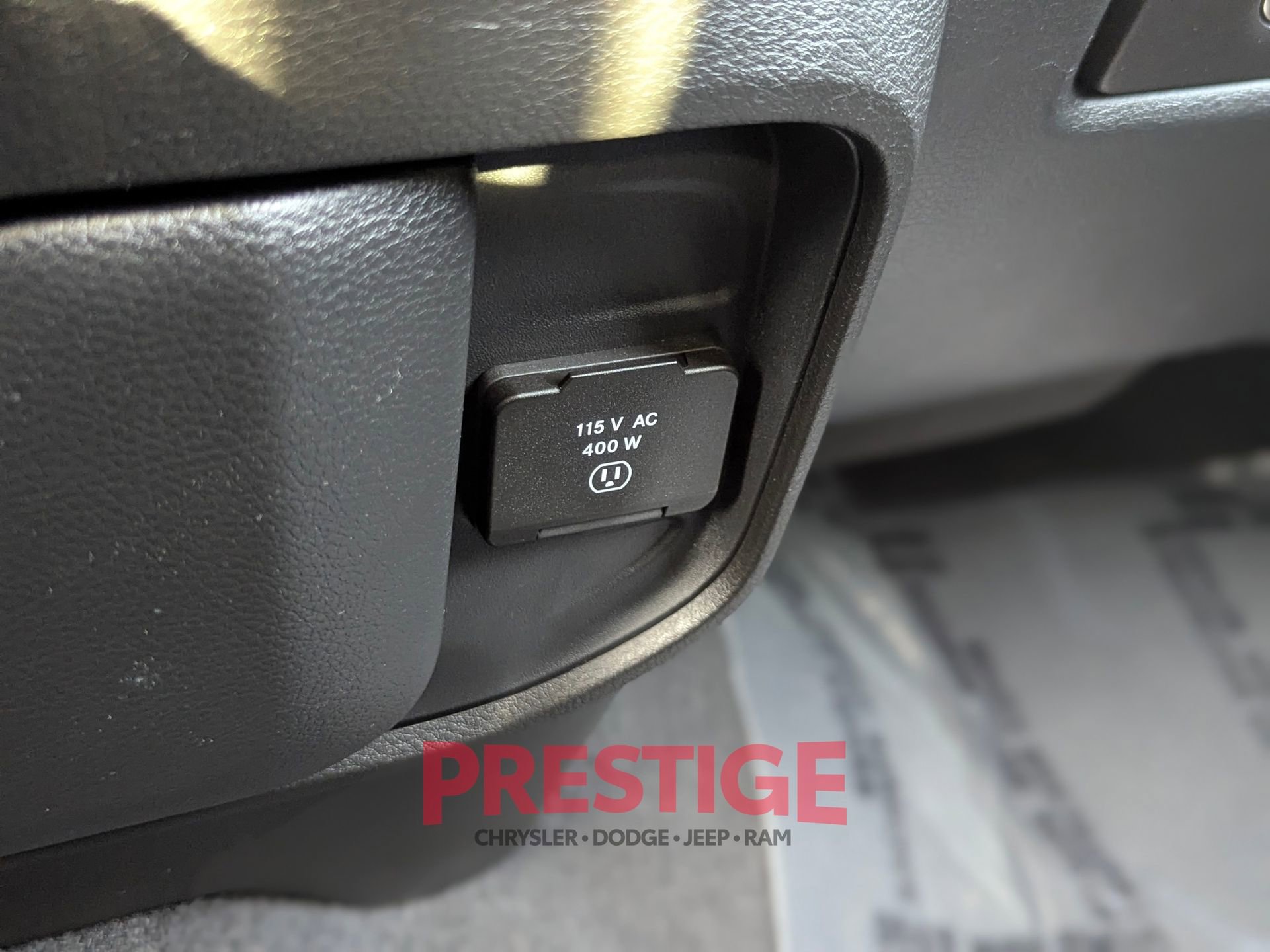 Used 2022 RAM 2500 Laramie AWD/4WD image 24