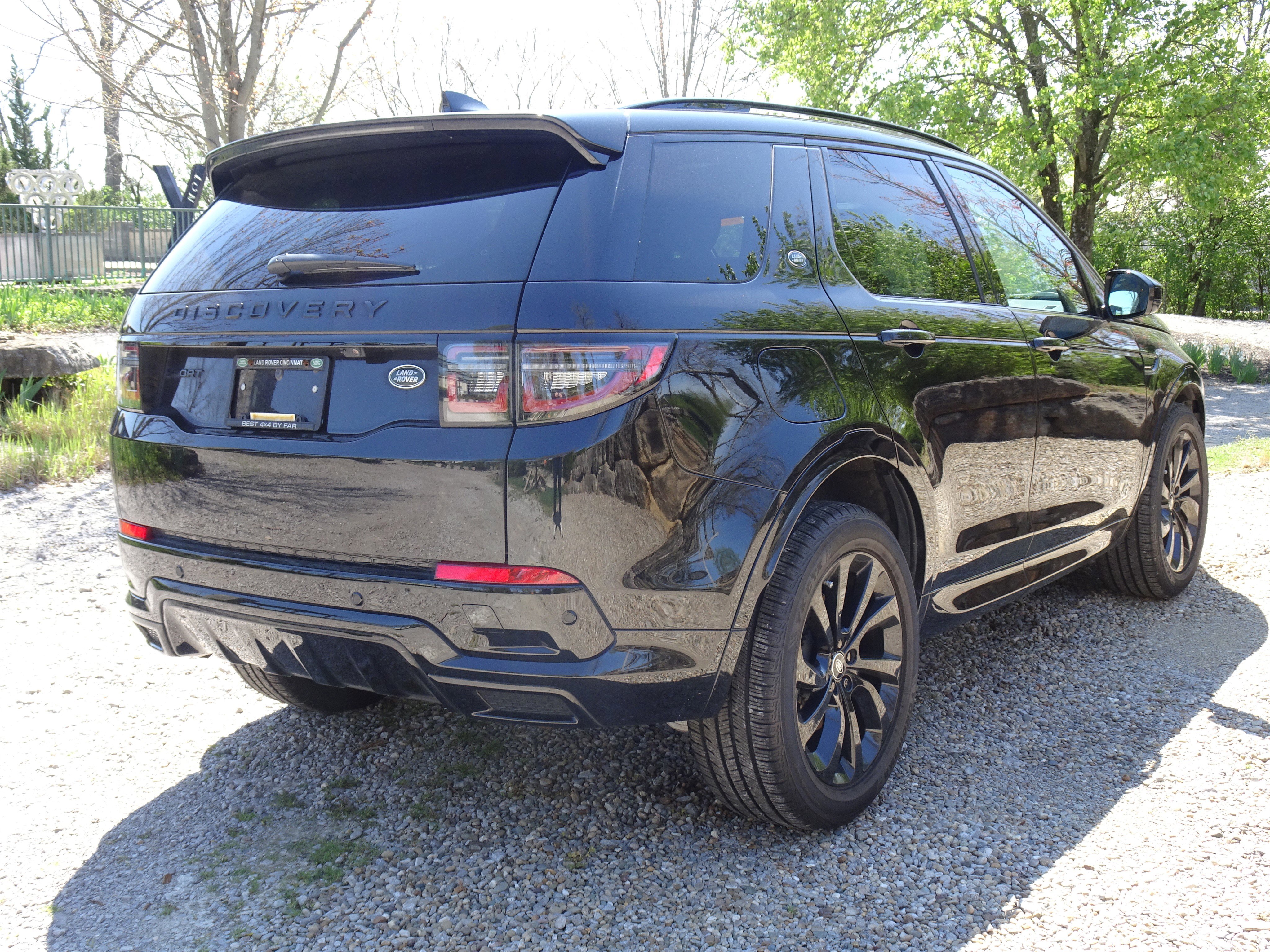 Certified 2022 Land Rover Discovery Sport SE R-Dynamic image 5