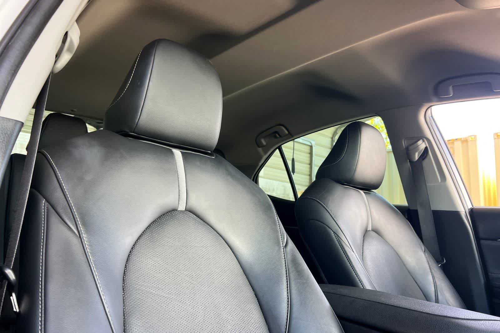 Used 2018 Toyota Camry XSE w/ Audio Package FWD image 18