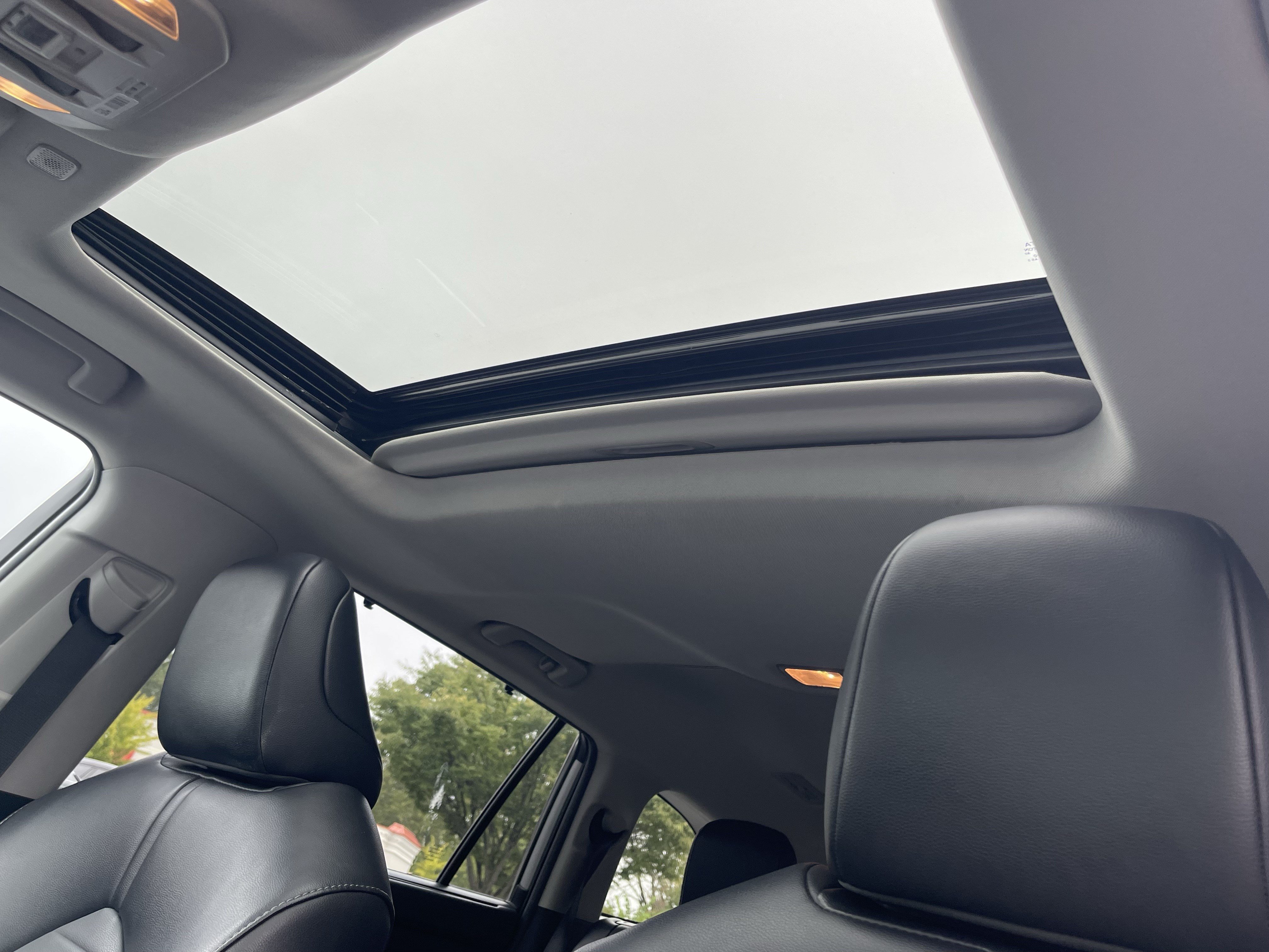 Used 2023 Toyota Highlander XLE FWD image 9