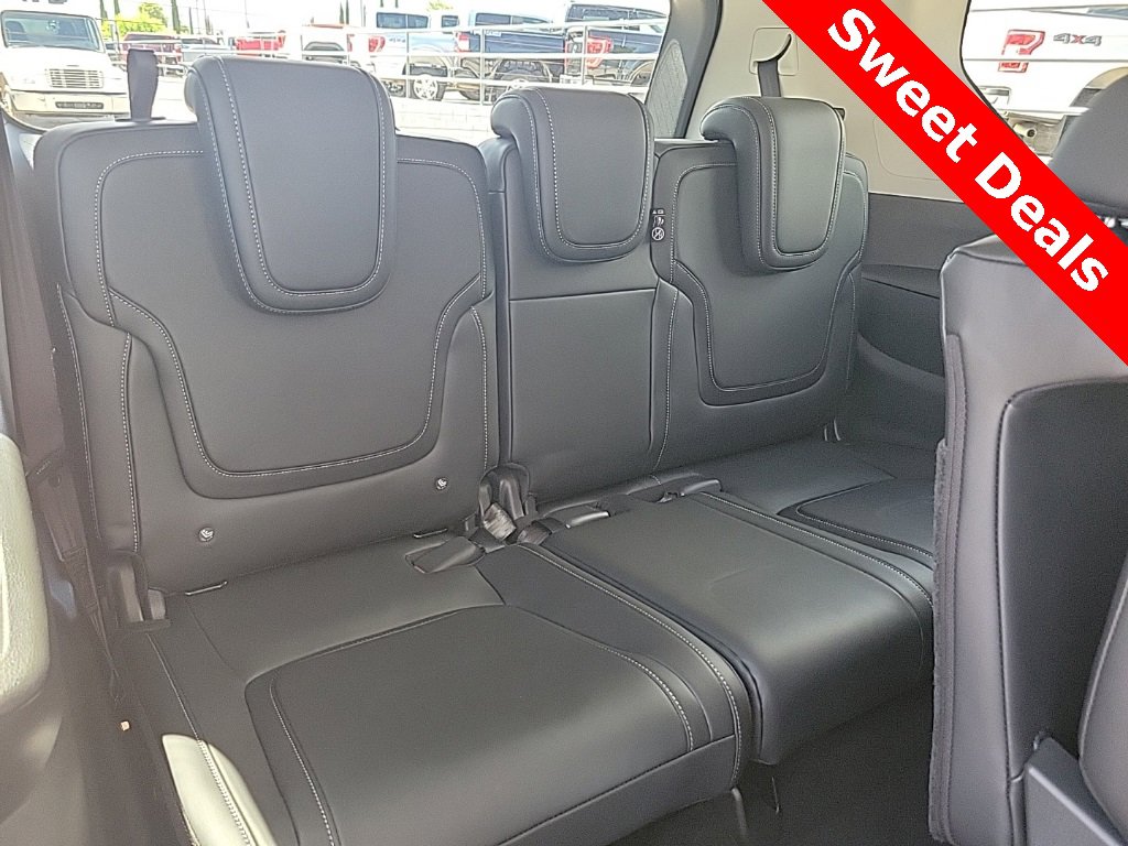 New 2026 Nissan Armada SV image 40