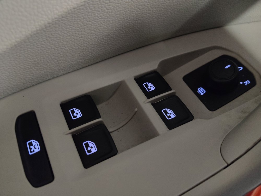 Used 2019 Volkswagen Jetta S w/ Driver Assistance Package FWD image 27