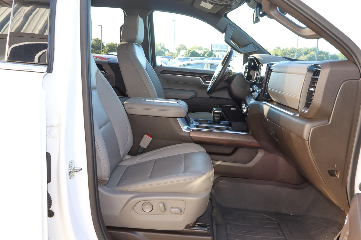 Used 2022 GMC Sierra 1500 SLT w/ SLT Premium Plus Package image 28