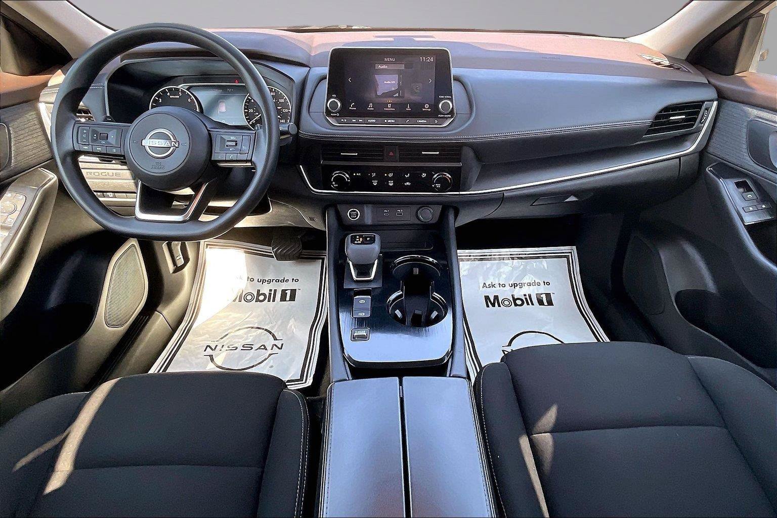Certified 2023 Nissan Rogue S FWD image 17