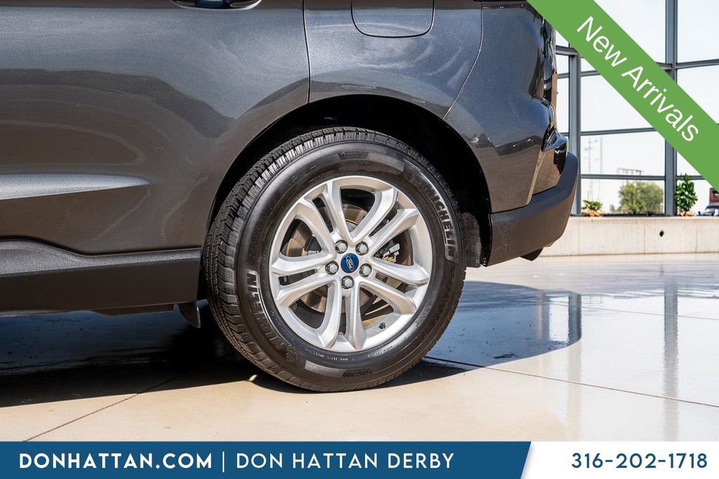 Used 2019 Ford Edge SEL w/ Equipment Group 201A image 38