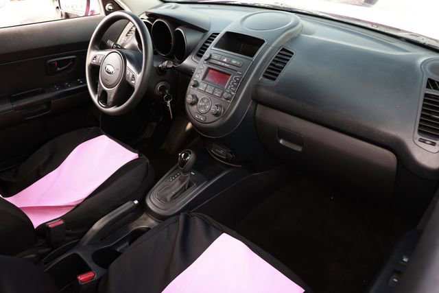 Used 2013 Kia Soul image 19