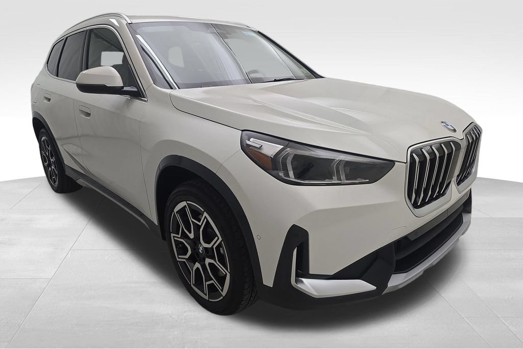 New 2027 BMW X1 xDrive28i w/ Convenience Package AWD/4WD image 2