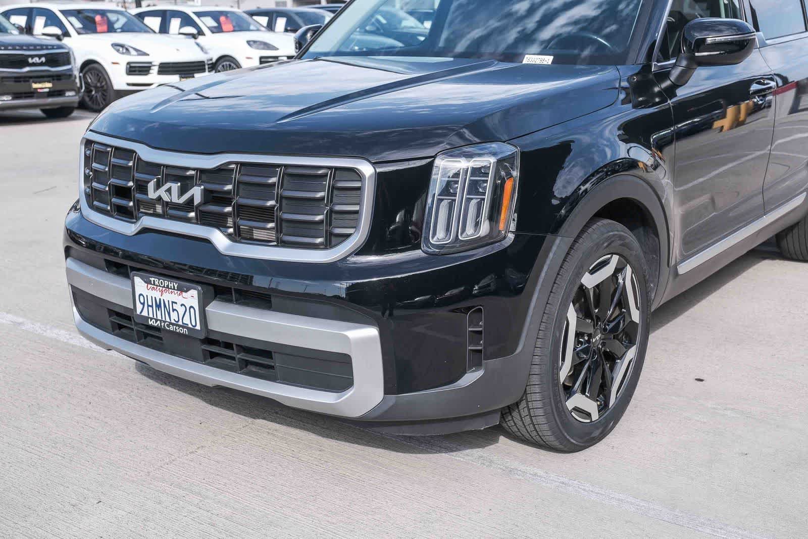 Used 2024 Kia Telluride S w/ S Sunroof Package FWD image 11