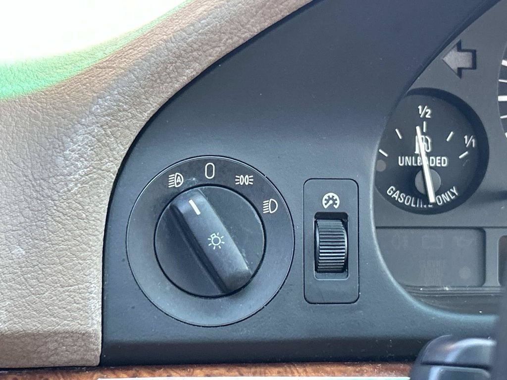Used 2002 BMW 530i Sedan RWD image 22