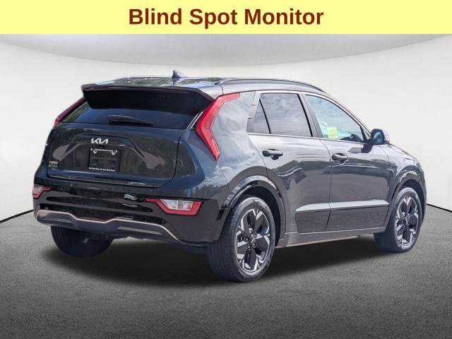 Used 2024 Kia Niro Wind w/ Wind Preserve Package FWD image 5