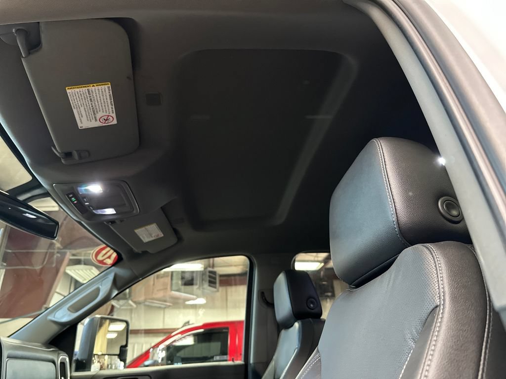Used 2020 GMC Sierra 2500 SLT w/ X31 Off-Road Package AWD/4WD image 13