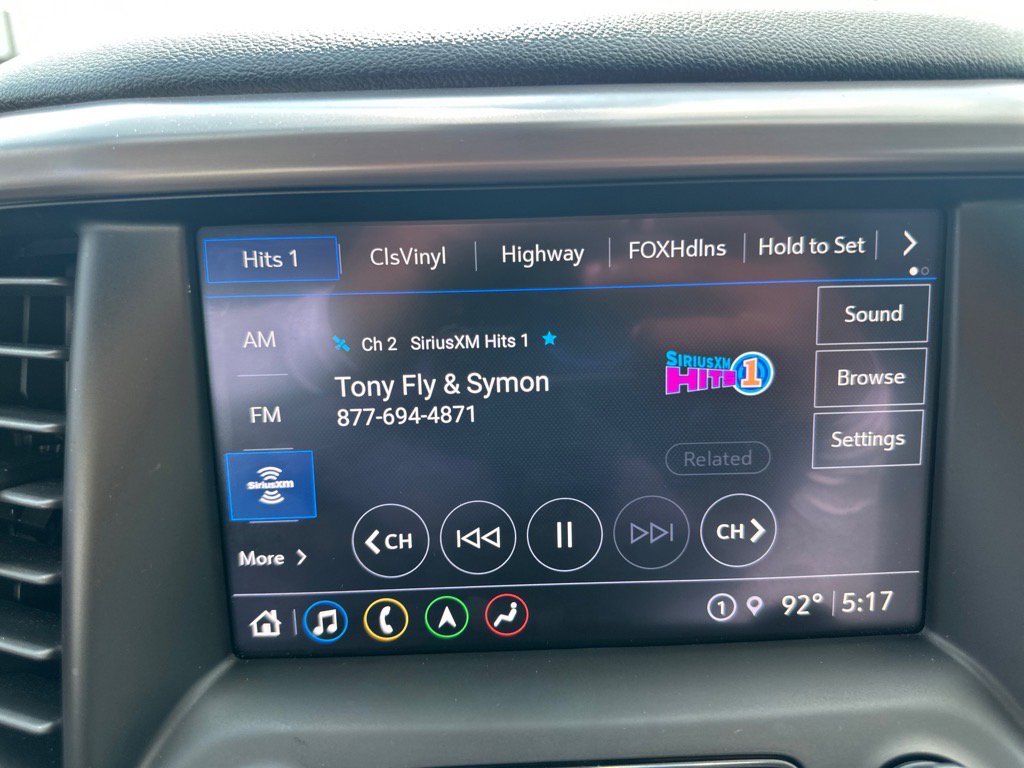 Used 2023 GMC Acadia AT4 image 13