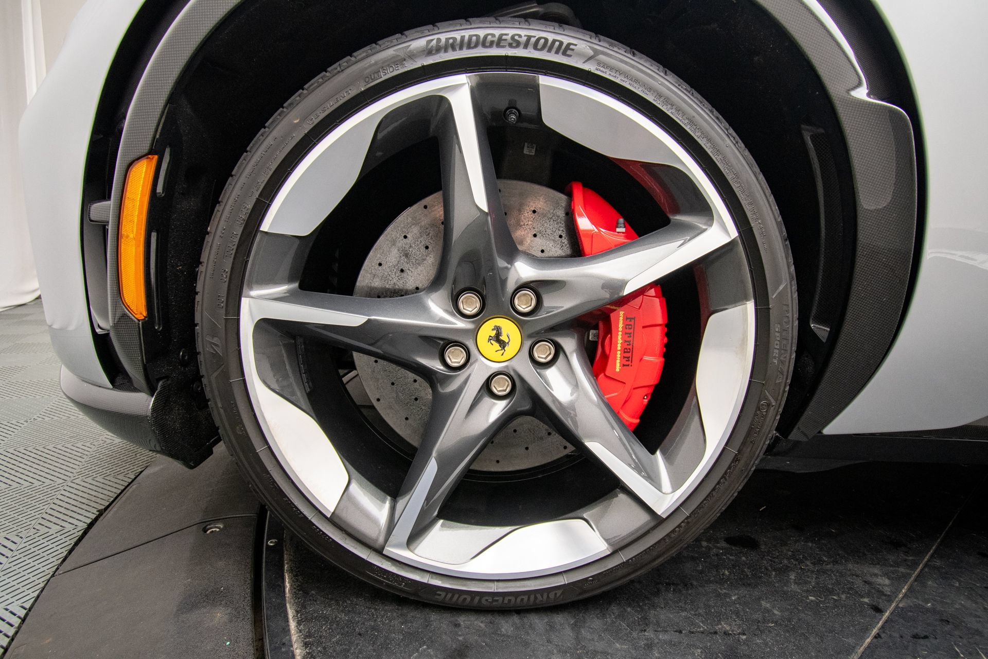 Used 2025 Ferrari Purosangue AWD/4WD image 38