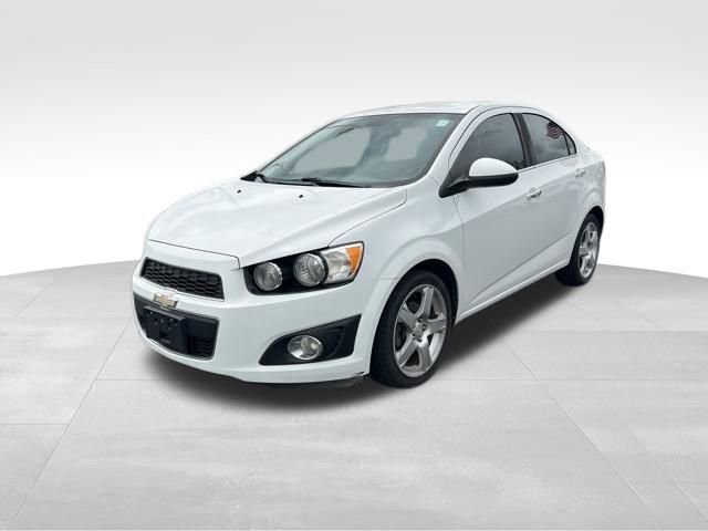 Used 2013 Chevrolet Sonic LTZ image 3