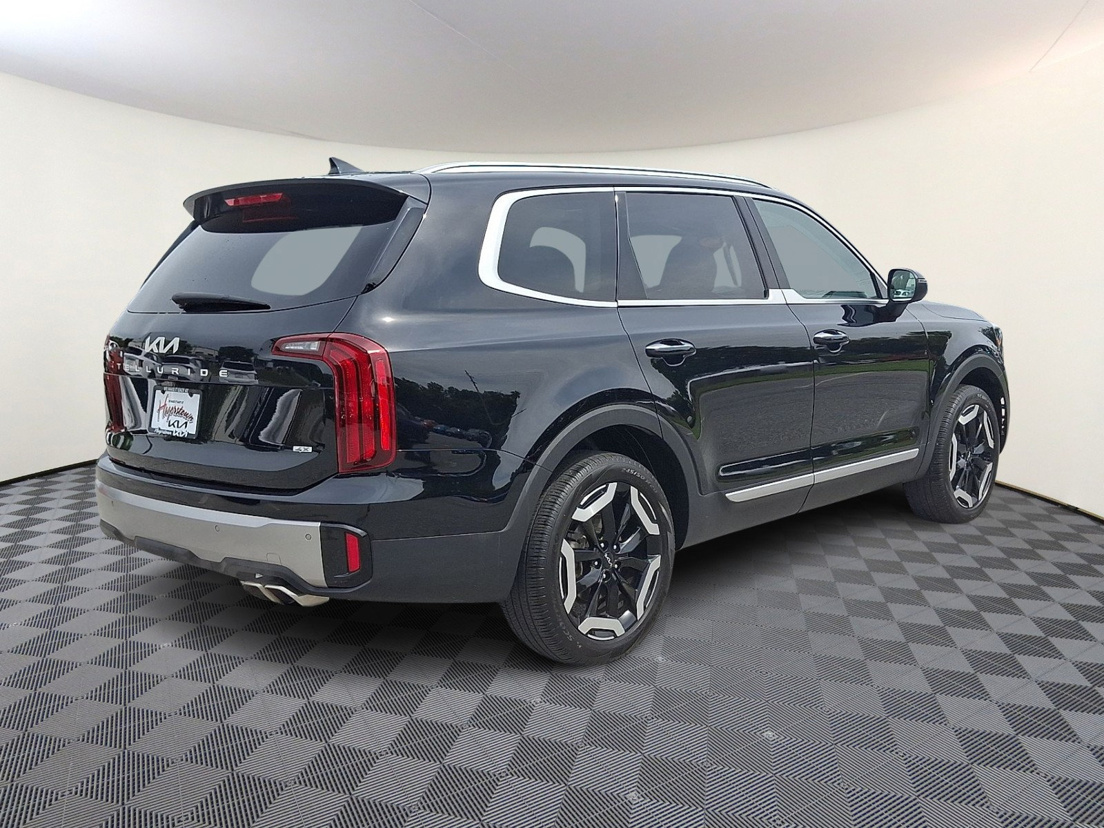 Certified 2025 Kia Telluride S AWD/4WD image 6