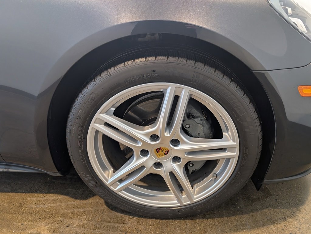 Used 2018 Porsche Panamera 4S image 7