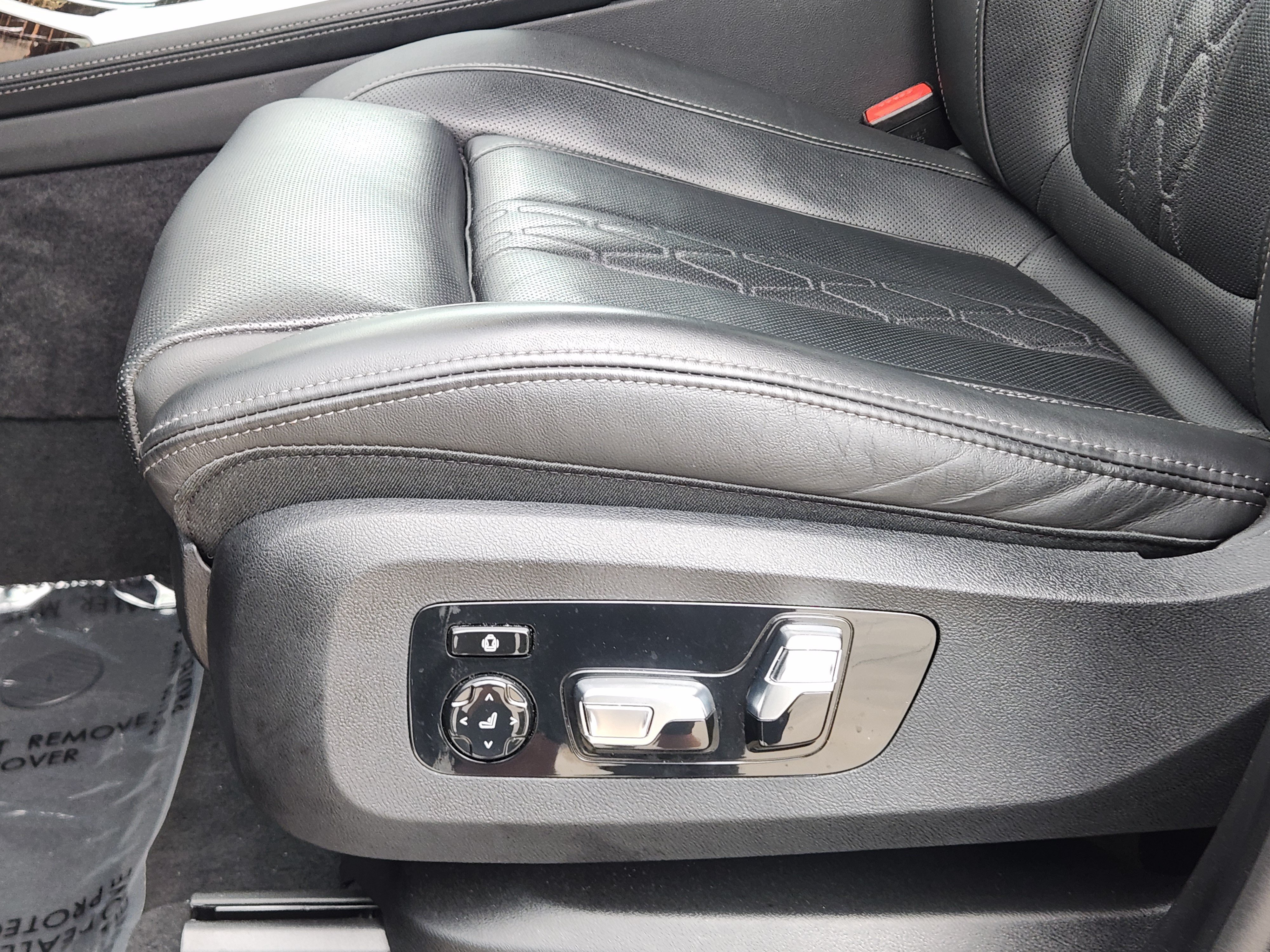 Used 2026 BMW X7 xDrive40i AWD/4WD image 19