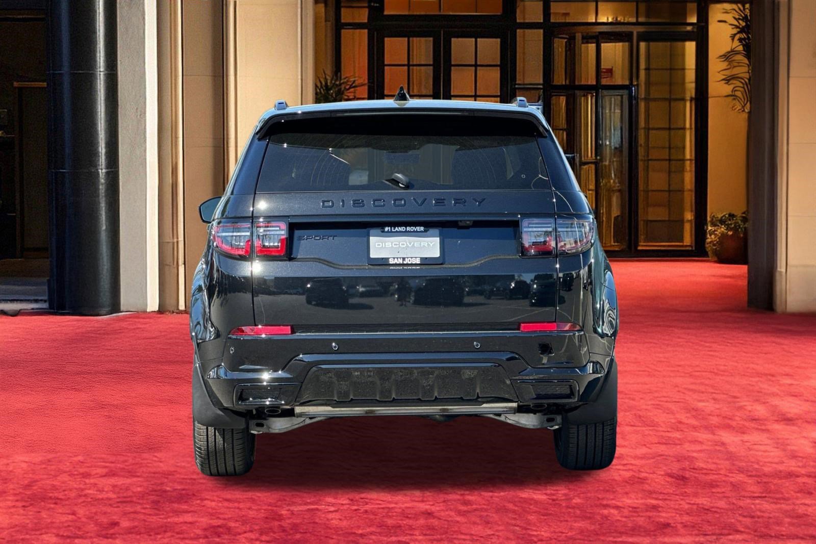 New 2025 Land Rover Discovery Sport Dynamic SE AWD/4WD image 8
