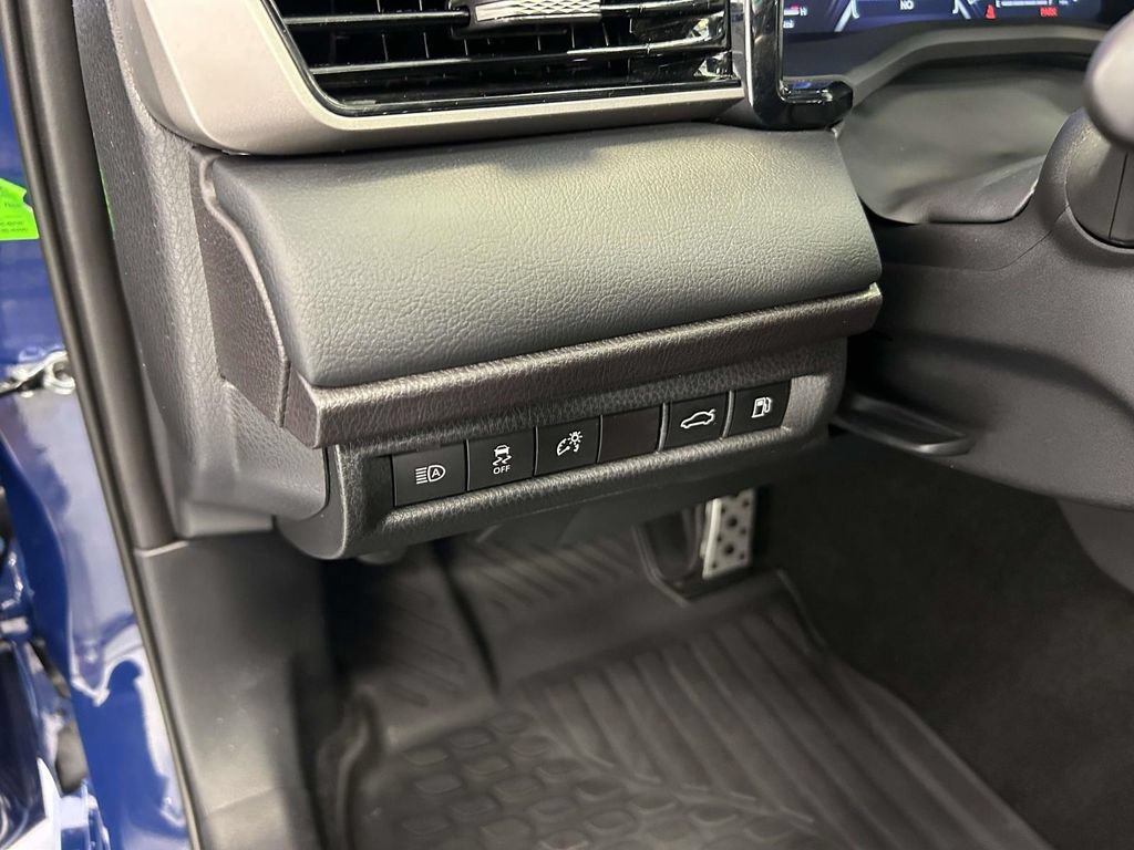 Certified 2025 Toyota Camry XSE FWD image 18