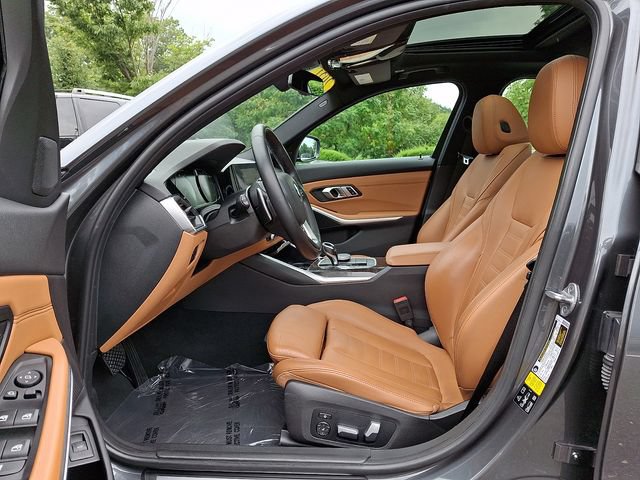 Used 2021 BMW 330i xDrive Sedan w/ Convenience Package AWD/4WD image 13
