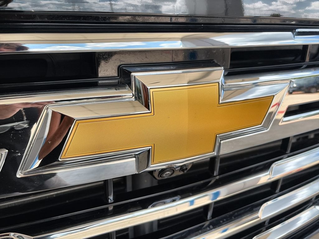 Used 2026 Chevrolet Silverado 2500 LTZ w/ LTZ Premium Package AWD/4WD image 33