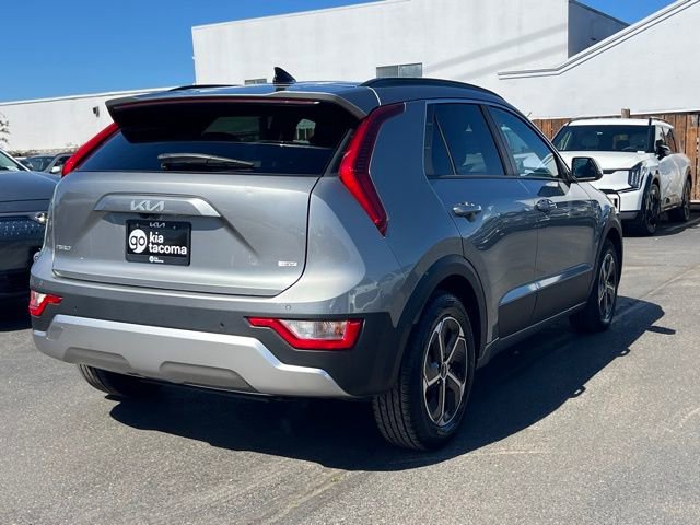 Certified 2023 Kia Niro EX image 9