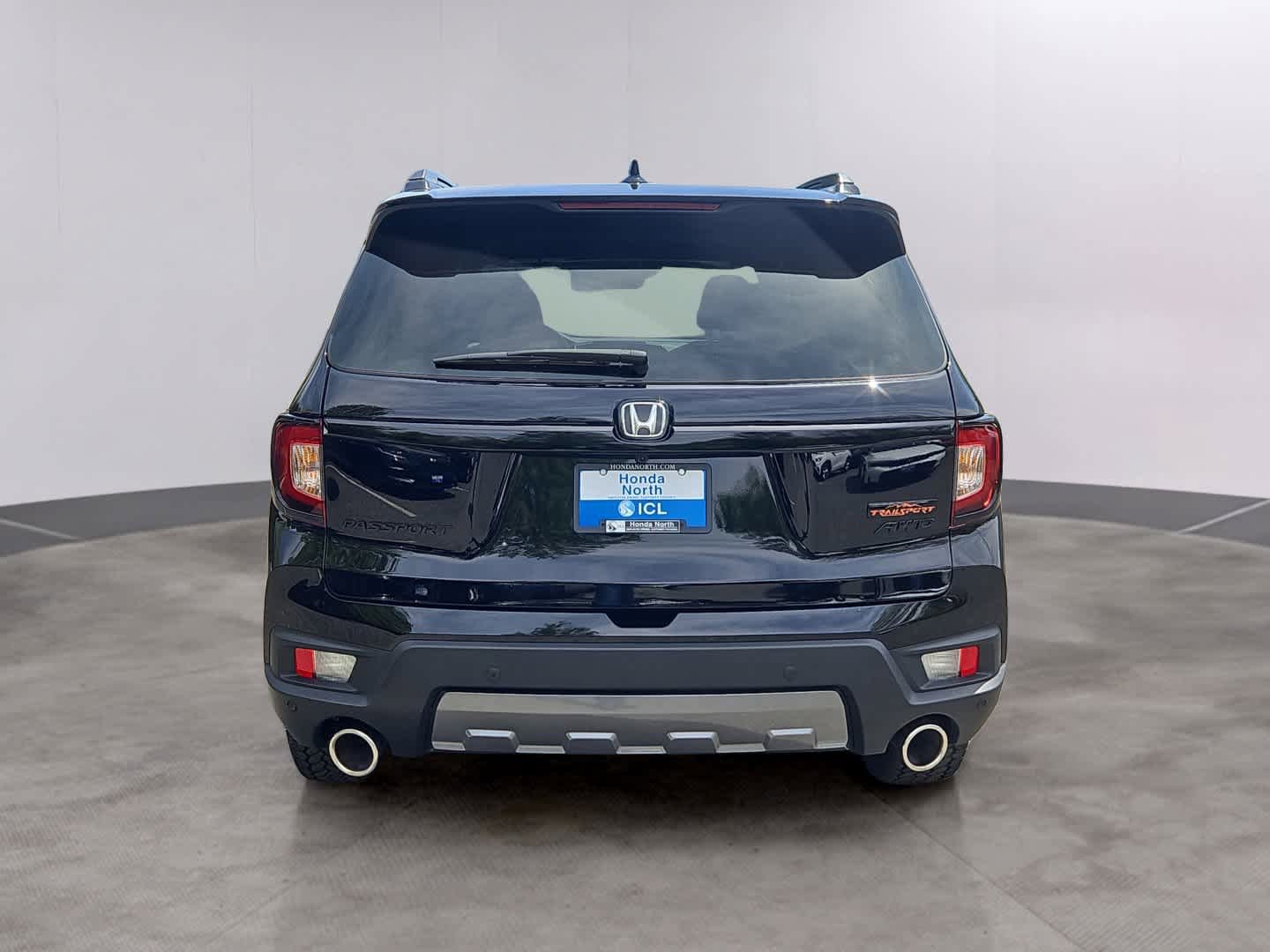 Certified 2025 Honda Passport TrailSport image 3