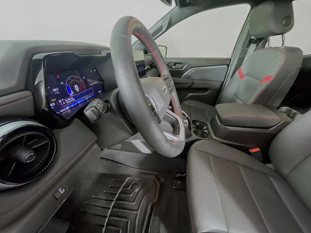 Used 2026 Chevrolet Colorado Z71 w/ Technology Package AWD/4WD image 21