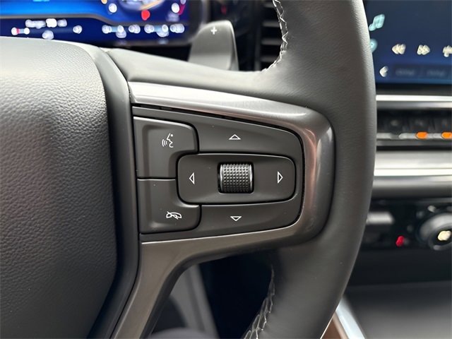 Used 2024 Chevrolet Silverado 1500 High Country image 11