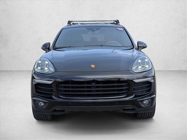 Used 2016 Porsche Cayenne S image 2