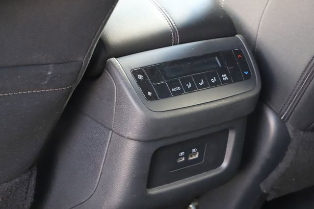 Used 2025 Nissan Pathfinder SV AWD/4WD image 19