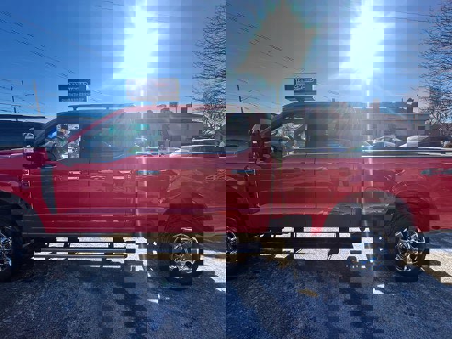 Used 2024 Ford F250 Lariat w/ Chrome Package image 4