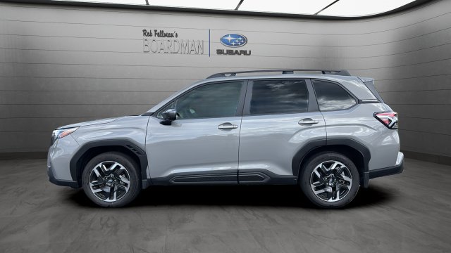Used 2025 Subaru Forester Limited AWD/4WD image 9