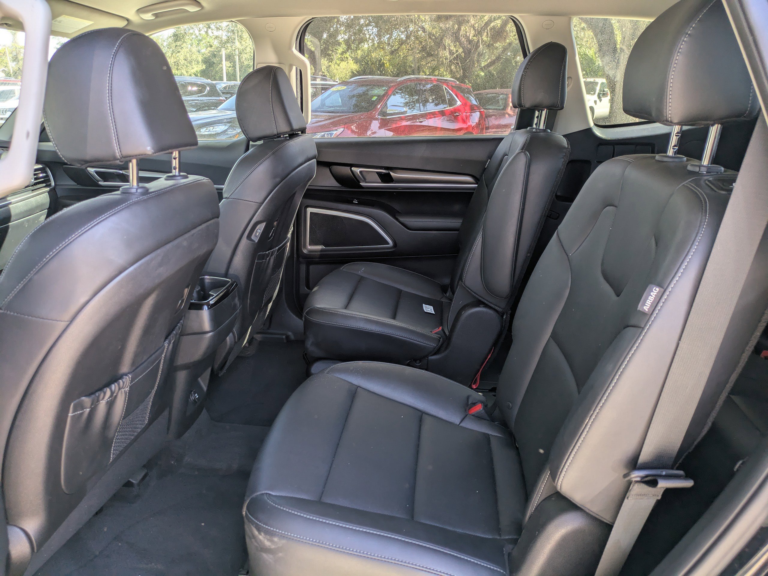 Used 2023 Kia Telluride S image 14