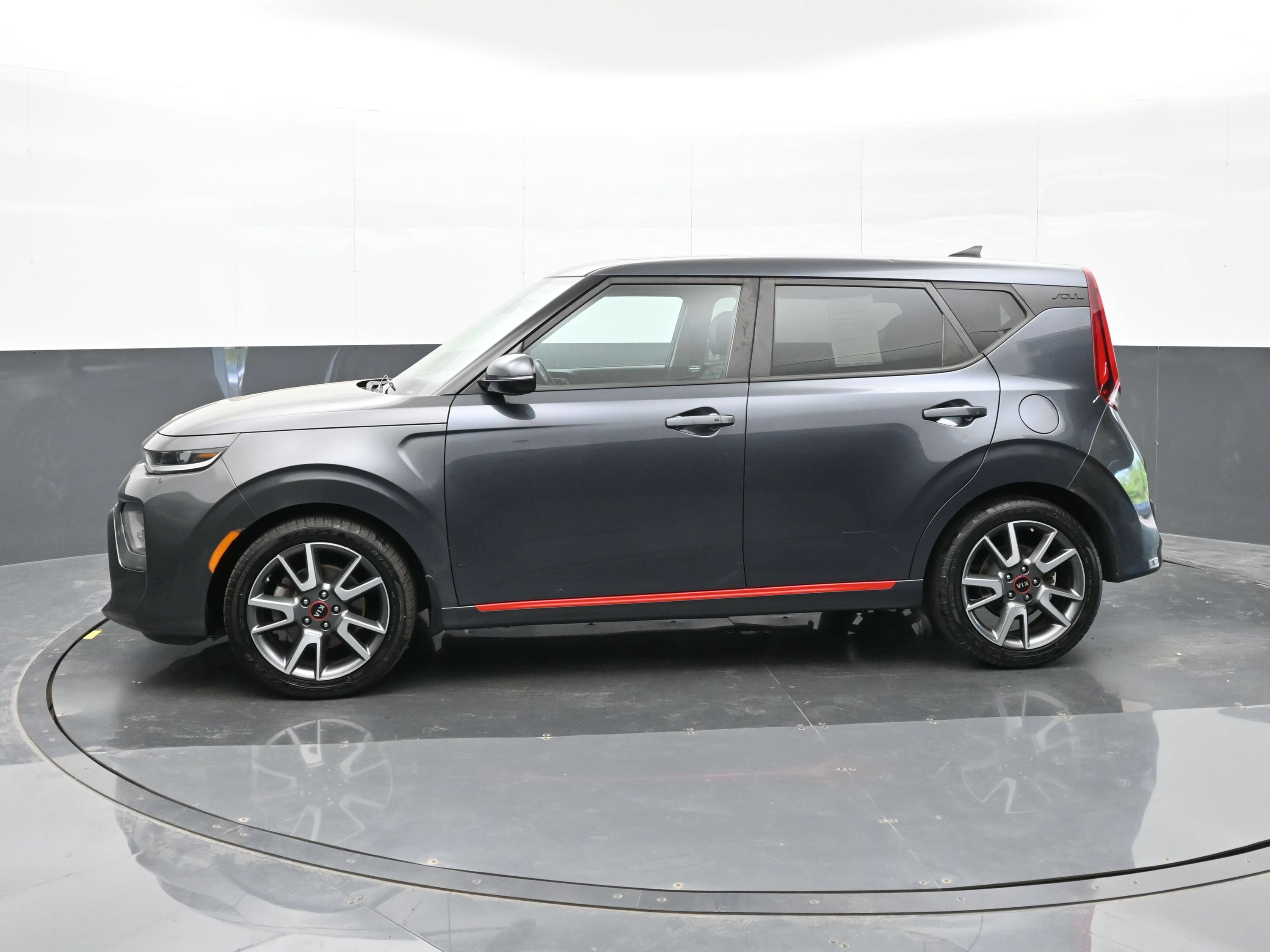 Used 2020 Kia Soul GT-Line Turbo FWD image 9