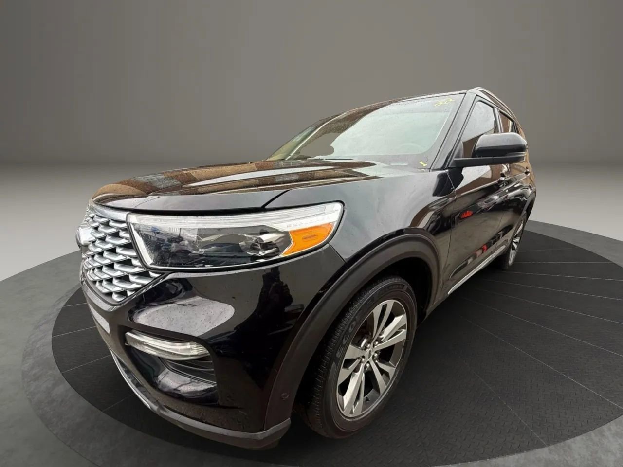 Used 2020 Ford Explorer Platinum w/ Premium Technology Package