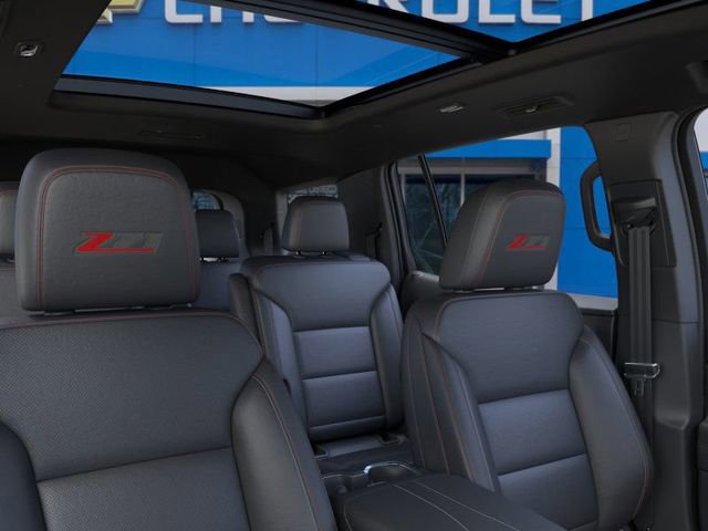 New 2026 Chevrolet Traverse Z71 w/ Driver Confidence Package image 24