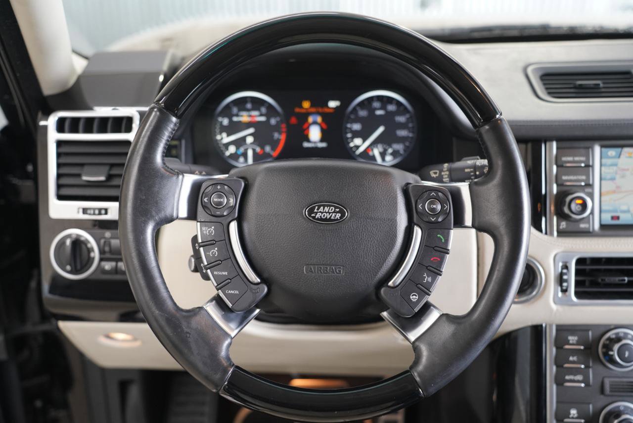 Used 2011 Land Rover Range Rover Autobiography image 12