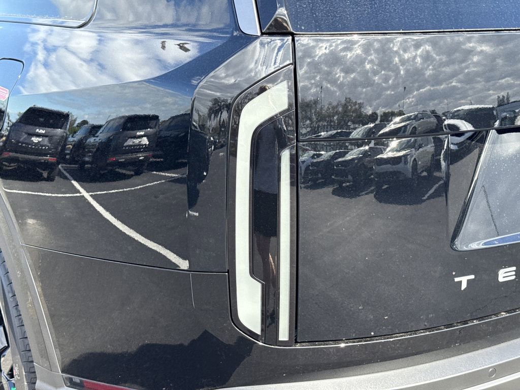 New 2027 Kia Telluride EX FWD image 11