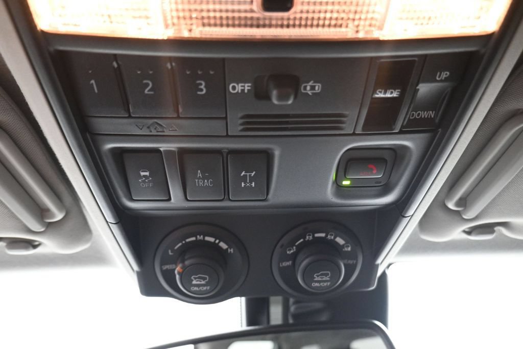 Used 2024 Toyota 4Runner TRD Off-Road Premium w/ Moonroof Package AWD/4WD image 11