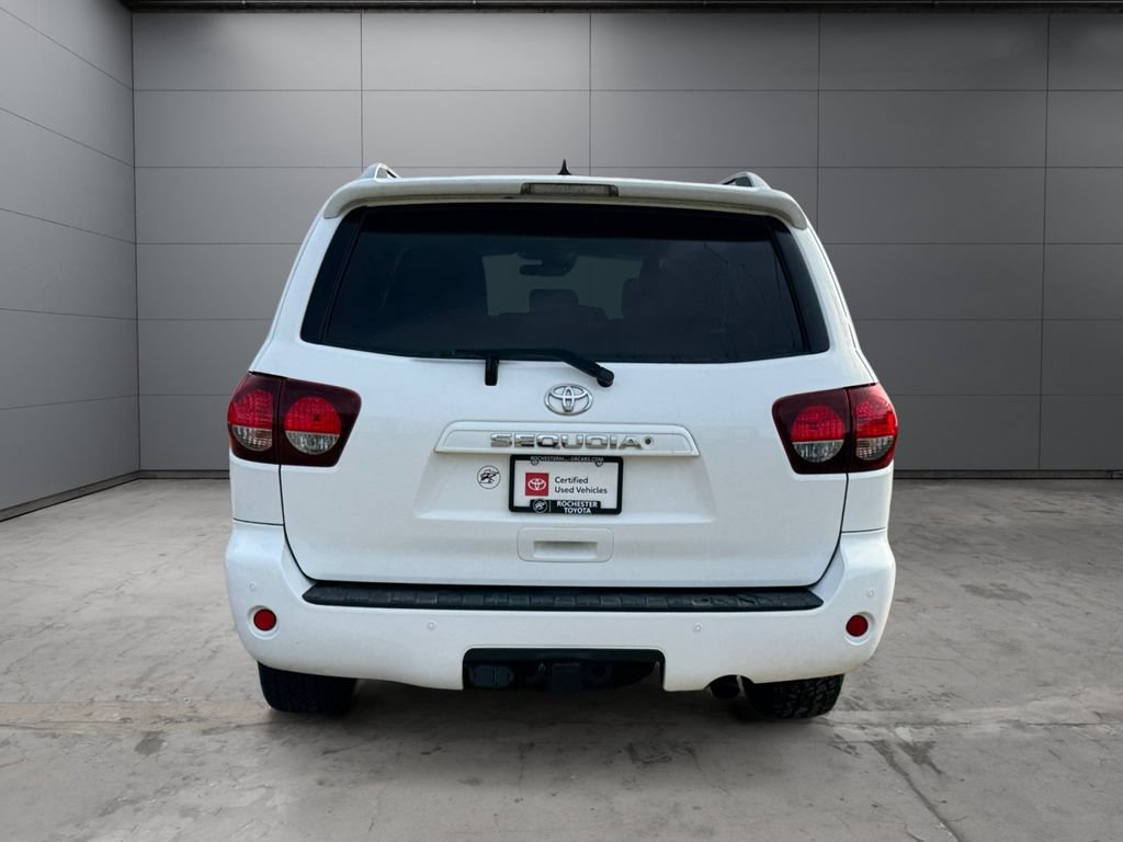 Certified 2019 Toyota Sequoia SR5 AWD/4WD image 4