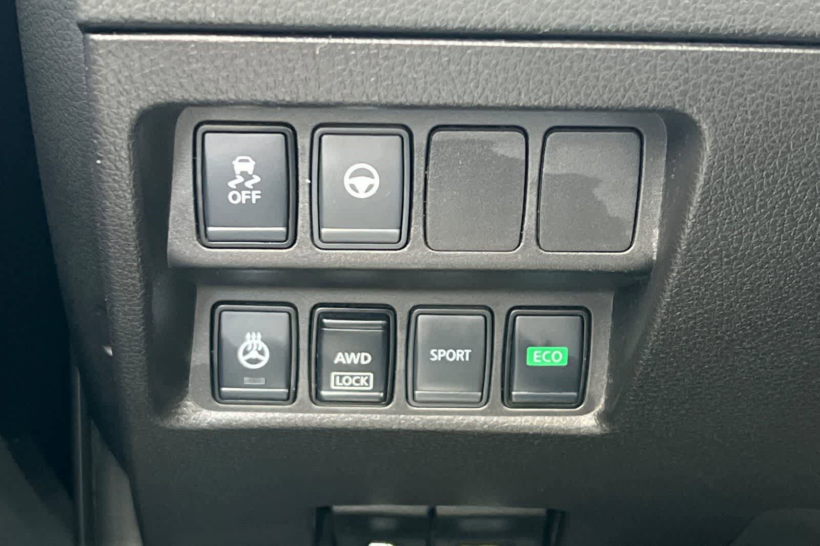 Used 2021 Nissan Rogue Sport SV w/ Technology Package AWD/4WD image 33