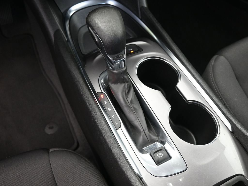 Used 2024 Chevrolet Malibu LT image 28