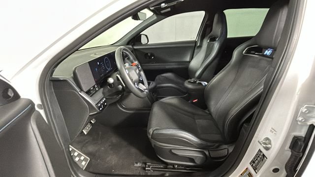 Used 2025 Hyundai Ioniq 5 N AWD/4WD image 12